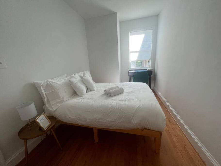 3-Bedroom House With Cute Patio Explore Dc On Foot Вашингтон Екстер'єр фото